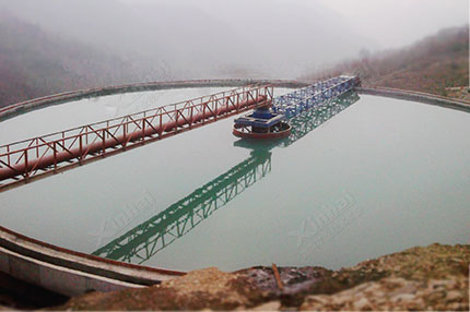 周邊輥輪傳動(dòng)濃縮機(jī)
