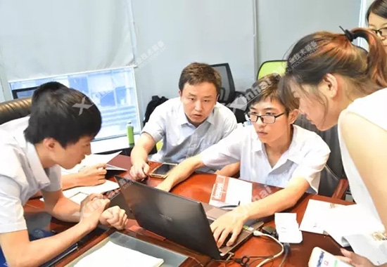 新人培訓任務(wù)以小組形式展開